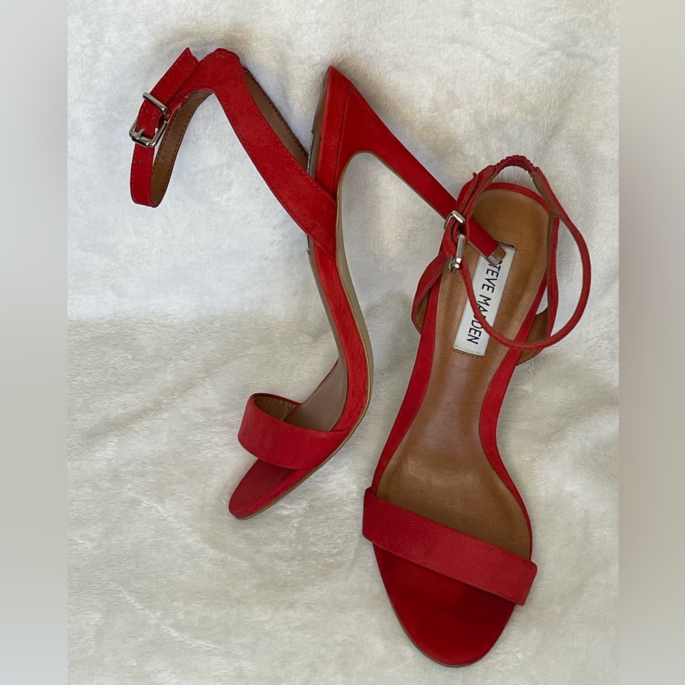 Steve Madden red heels